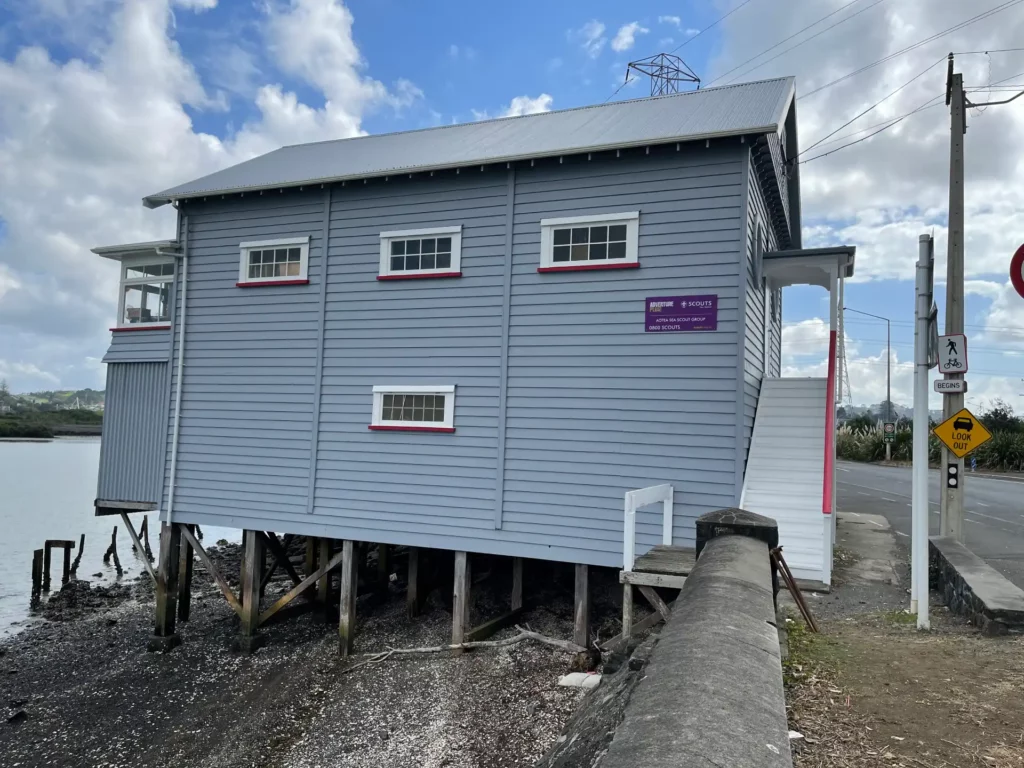 a house on stilts on stilts in onehunga